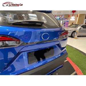 ABS Carbon Look Car Accessories Kits de carrocería Cubierta del panel de la puerta del <span class=keywords><strong>maletero</strong></span> trasero para <span class=keywords><strong>Toyota</strong></span> <span class=keywords><strong>Corolla</strong></span> <span class=keywords><strong>Cross</strong></span> X SUV XG10 2020-2025 - Product Image 4