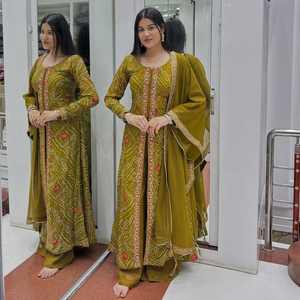 Ensemble Kurta Plazzo de luxe en faux georgette lourd, coupe fantaisie - Product Image 1