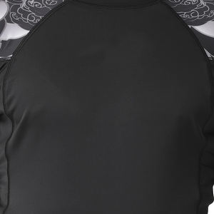 OEM personalizado sublimado impreso hombres MMA Rash Guard Comodidad óptima y estilo diseñado para la compresión - Product Image 6