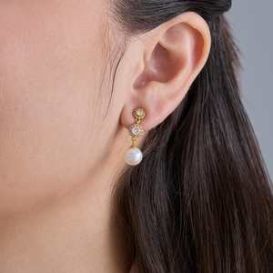 Pendientes de Plata 92.5 con Diseño Geométrico de Borla y Esmeralda, Perla, Diamante, Rubí y Circonita para Regalo de Boda o Fiesta - Product Image 2