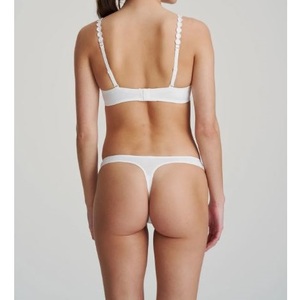 กางเกงในผู้หญิงผ้าฝ้ายสีพื้นแบบไร้ตะเข็บ แห้งเร็ว ระบายอากาศได้ดี เป็นมิตรกับสิ่งแวดล้อม ขายดีที่สุดในตลาดออนไลน์ - Product Image 3