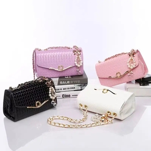 2026 Factory wholesale pink women's shoulder bags ladies handbag burst small <b>square</b> bag fashion chain bag - Product Image 4