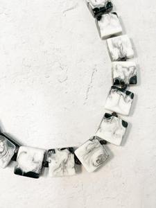 Collar de Cuentas de Resina, Joyería de Moda Hecha a Mano Personalizable de la India, Chapado en Rodio, para Bodas, Venta al por Mayor a Granel - Product Image 6