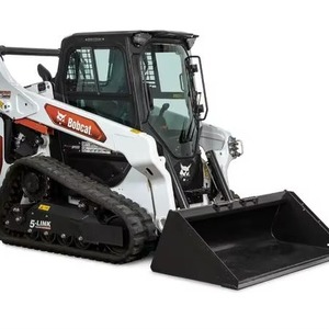 รถตักล้อยางขนาดเล็กมือสอง ยี่ห้อ BOBCAT พร้อมบุ้งกี๋ด้านหน้า เครื่องยนต์ดีเซล เหมาะสำหรับงานก่อสร้าง ฟาร์ม และขนย้ายวัสดุ - Product Image 1
