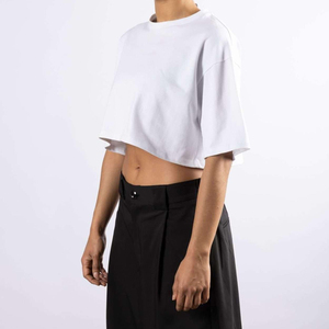 Camiseta Corta Extra Grande para Mujer, Transpirable, de Secado Rápido, Personalizable, de Alta Calidad, Lavado Vintage, Estilo Urbano, Verano, 100% Algodón - Product Image 4