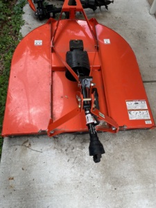 Tracteurs à roues Kubota 2023 d'occasion 30 CV et 120 CV, et tracteurs à chenilles avec composants essentiels (moteur, boîte de vitesses, pompe, roulement) pour les exploitations agricoles - Product Image 2