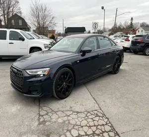 Audi A8 L 2022 impecablemente limpio - Product Image 1