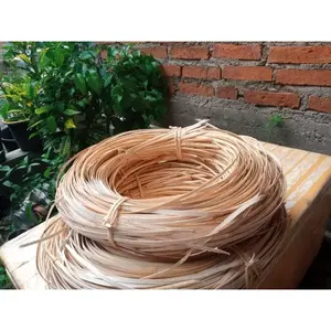 El sanatları yapmak için Rattan sopa kutup doğal rattan kamışı hammadde rattan mobilya kamışı dokuma Vietnam