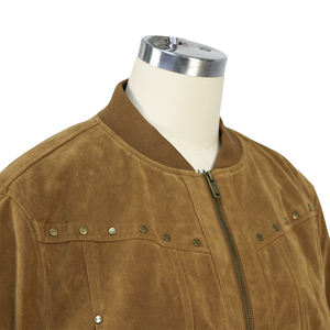 Chaqueta de bombardero con tachuelas de ante Vintage para mujer, logotipo personalizado, acolchado, patrón sólido, cuello levantado para todas las estaciones, colocación frontal del logotipo - Product Image 2