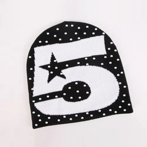 Bonnet d'hiver pour hommes de haute qualité Bonnet jacquard avec strass avec logo personnalisé - Product Image 6