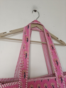 กระเป๋าโท้ทสำหรับผู้หญิงสีชมพูน่ารักเป็นมิตรกับสิ่งแวดล้อมขนาดใหญ่ลายดอกไม้ขนาดใหญ่ผ้าฝ้ายอินเดียที่สวยงามสำหรับช้อปปิ้งประจำวันแบบเปิดปิด - Product Image 4