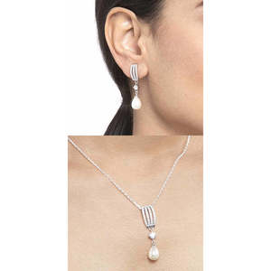 CLARA Parure de bijoux fins en argent sterling 925 avec pendentif perle Reine, boucles d'oreilles et chaîne plaqués rhodium et zircone suisse pour femme - Product Image 5