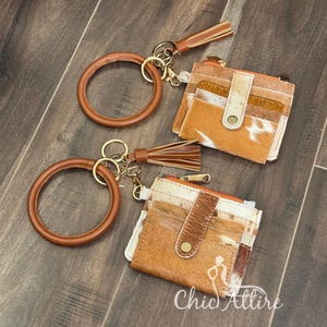 Tarjetero de piel de vaca auténtica con diseño personalizado a la moda ODM/OEM, cierre de cremallera con muñequera redonda, llavero, monedero - Product Image 1