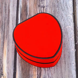 นาฬิกาควอตซ์หรูหราสำหรับผู้หญิงรุ่นใหม่ปี 2020 ชุดของขวัญพร้อมสายสแตนเลส ตัวเรือนทรงสี่เหลี่ยม หนา 5 มม. ของขวัญแต่งงาน ลายการ์ตูน แบบอนาล็อก - Product Image 2