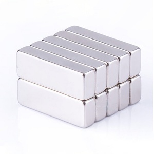 Fabricante <span class=keywords><strong>de</strong></span> <span class=keywords><strong>imanes</strong></span> Tamaño personalizado 30x15x5 25x10x3 20x10x2mm Imán <span class=keywords><strong>de</strong></span> <span class=keywords><strong>neodimio</strong></span> N35 N38 N42 N48 N52 <span class=keywords><strong>Imanes</strong></span> <span class=keywords><strong>de</strong></span> bloque rectangulares - Product Image 5