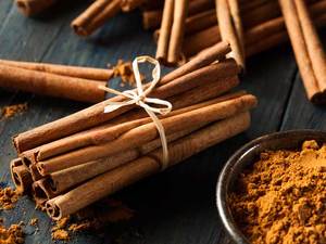 Cannelle de Cassia Naturelle du Vietnam, Entière ou en Fendues, Épice Aromatique pour la Cuisine et l'Assaisonnement - Product Image 1