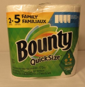 Bounty 16-Family Rolls Quick Size Blanc 2 plis Essuie-tout Lavable Cuisine et Papier Toilette 40 Rouleaux Réguliers - Product Image 6