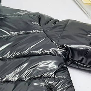 Chaqueta con capucha y cuello levantado relleno de algodón de burbujas impermeable para hombre con cremallera frontal de logotipo personalizado - Product Image 5