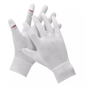 Gants de sport personnalisés avec logo intégral pour l'équitation Conception confortable et antidérapante et résistante à l'usure avec motif équestre - Product Image 4