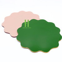 Set de table en laque rose OEM plateau de service en laque peinte à la main plateau festonné centres de table décoration faits à la main de l'artisanat HNH