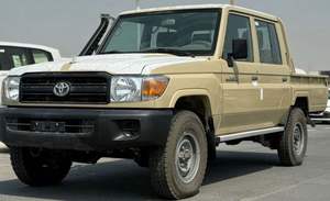 2023 pour Toyota Land Cruiser Pick-up LC79 D/C 4.2L Diesel V6 Manuel Intérieur clair Sièges en cuir Caméra arrière Pneus R16 - Product Image 5