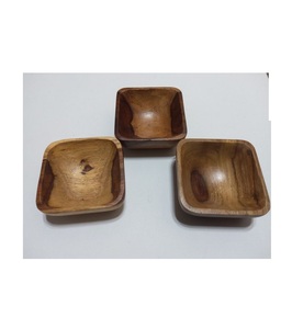 Lot de 3 bols de nourriture de forme carrée au design moderne bol en bois de taille mini de haute qualité pour la décoration intérieure bol de service en bois - Product Image 1