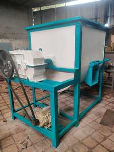 เครื่องผสมอาหารแบบสามริบบิ้นเครื่องผสมผงแห้งสำหรับอาหารสัตว์ปีก GRM-200ผสมอาหารสัตว์ - Product Image 5