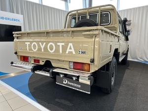 LandCruiser HardTop LX79 RWD Doble Cabina Pickup 2024 Diésel Turbo Cuero Oscuro ACC - Product Image 3