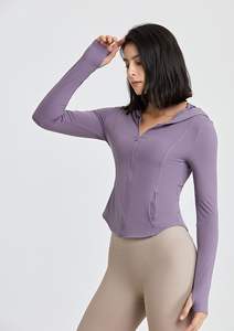 Ensemble de sport et de yoga pour femmes, best-seller, en molleton d'hiver, logo personnalisé sur le devant, coupe ajustée, sweat à capuche zippé intégral et haut court, vêtements de sport - Product Image 4