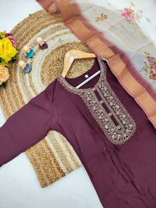 Nuevo Conjunto de Salwar Kameez Recto Bordado para Mujer, Pantalón y Dupatta, Ropa de Fiesta, 2 Colores Disponibles, Secado Rápido, Rayón Slub - Product Image 6