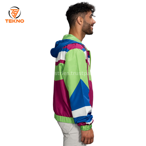 Chaqueta cortavientos para mujer personalizada al por mayor 2024 tela resistente al viento impermeable ropa activa al aire libre con cuello con capucha - Product Image 4