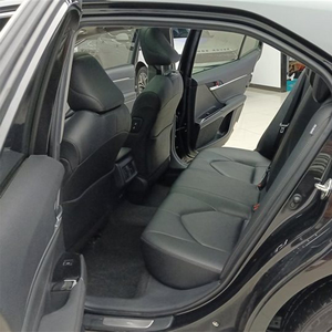 Sedán de Lujo Usado 2023, Potente Motor de Aspiración Natural, 2 Puertas, Transmisión Automática, Asientos de Cuero, Auto de Alto Rendimiento con Características Premium - Product Image 3