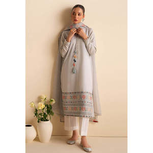 Ensemble chemise en mousseline de soie brodée Dhanak à effet cascade avec dupatta brodée en organza et pantalon BIC-3205 - Product Image 4