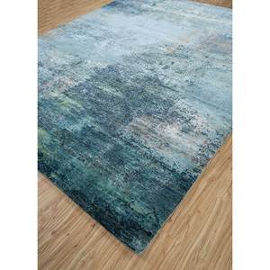 Tapis en laine et soie de bambou noué à la main Kavi Blue, collection Afterglow, motif abstrait pour usage domestique, modèle Eskm-05 - Product Image 2