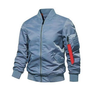 Chaqueta bomber versátil diseñada para brindar calidez, comodidad y estilo flexible en múltiples entornos casuales. - Product Image 1