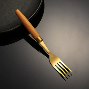 Juego de 4 cubiertos chapados en oro con asas de madera, utensilios de cocina de lujo, vajilla, utensilios para servir, juego de cubiertos para uso doméstico y hotelero - Product Image 6