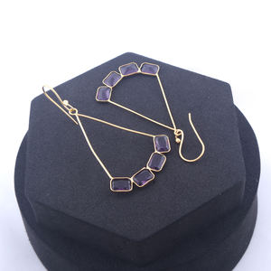 ต่างหูห้อยสีเงินสุดหรูตัวเรือนทองเหลืองชุบทองทำจากหินควอตซ์สีม่วง - Product Image 5