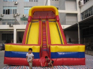 Toboggans gonflables doubles en PVC pour locations de fêtes et événements en plein air - Product Image 5