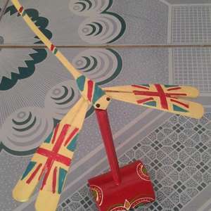 Équilibrant l'artisanat les libellules en bambou sont utilisées comme décorations traditionnelles ou cadeaux Ms sofia - Product Image 4