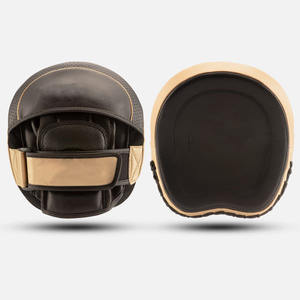 Manoplas de enfoque ganadoras negras de nuevo diseño, manoplas de enfoque de cuero de vaca genuino hechas a medida, boxeo de perforación suave - Product Image 1