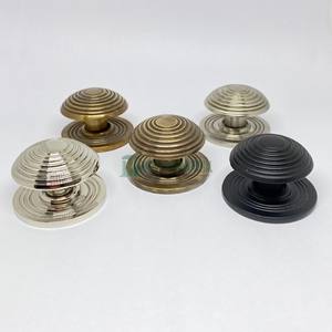 Nouveau bouton d'armoire rond rainuré avec plaque arrière fait à la main en laiton massif métal tiroir en gros armoire poignée de traction quincaillerie - Product Image 2