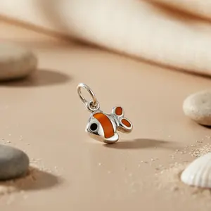 Pendentif en forme de cœur en argent 925 pour femmes - Plaqué or, pierre en zircon religieuse - Product Image 3