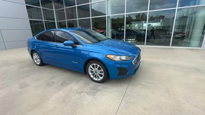 Nouveau SUV hybride SE 2019 à vente rapide, F-for-dd Fussi-onn, économique en carburant, alliant performance, style et conduite quotidienne, économie, arrière - Product Image 3