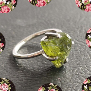 Muy lindo minimalista aguamarina piedra preciosa en bruto bisel ajuste puntiagudo 925 anillo de plata esterlina banda delgada chica universitaria regalo de fiesta - Product Image 4