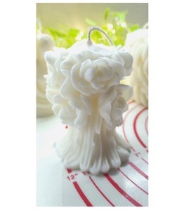 Bougies parfumées luxueuses avec forme de fleur de rose et parfums personnalisés, cire écologique, parfaites pour l'aromathérapie et les cadeaux - Product Image 1