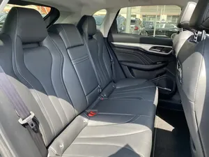 2022 M/G Mar-vel R EV 4WD Performance 70 kWh EV Charge rapide avec batterie au lithium et chargeur de voiture - Product Image 3