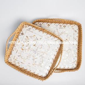 Bandeja Hexagonal de Madera Natural Hecha a Mano con Incrustaciones de Hueso Patrón Floral Desechable - Product Image 4