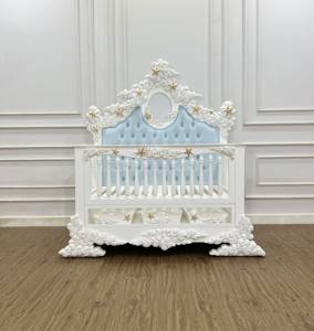 Cunas de madera indonesias para bebés, hechas de madera maciza con diseño personalizado - Product Image 1