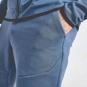 Diseño de Logotipo de Marca Personalizado, Chándales de Invierno con Capucha, 66% Algodón, 34% Poliéster, Venta al por Mayor, Cálidos, Ajuste Estándar, Ropa Deportiva Técnica - Product Image 5