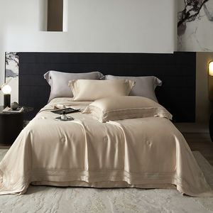 Set di quattro pezzi Set di biancheria da letto copripiumino casa copripiumino federe singola coppia lenzuolo doppio formato biancheria da letto - Product Image 1